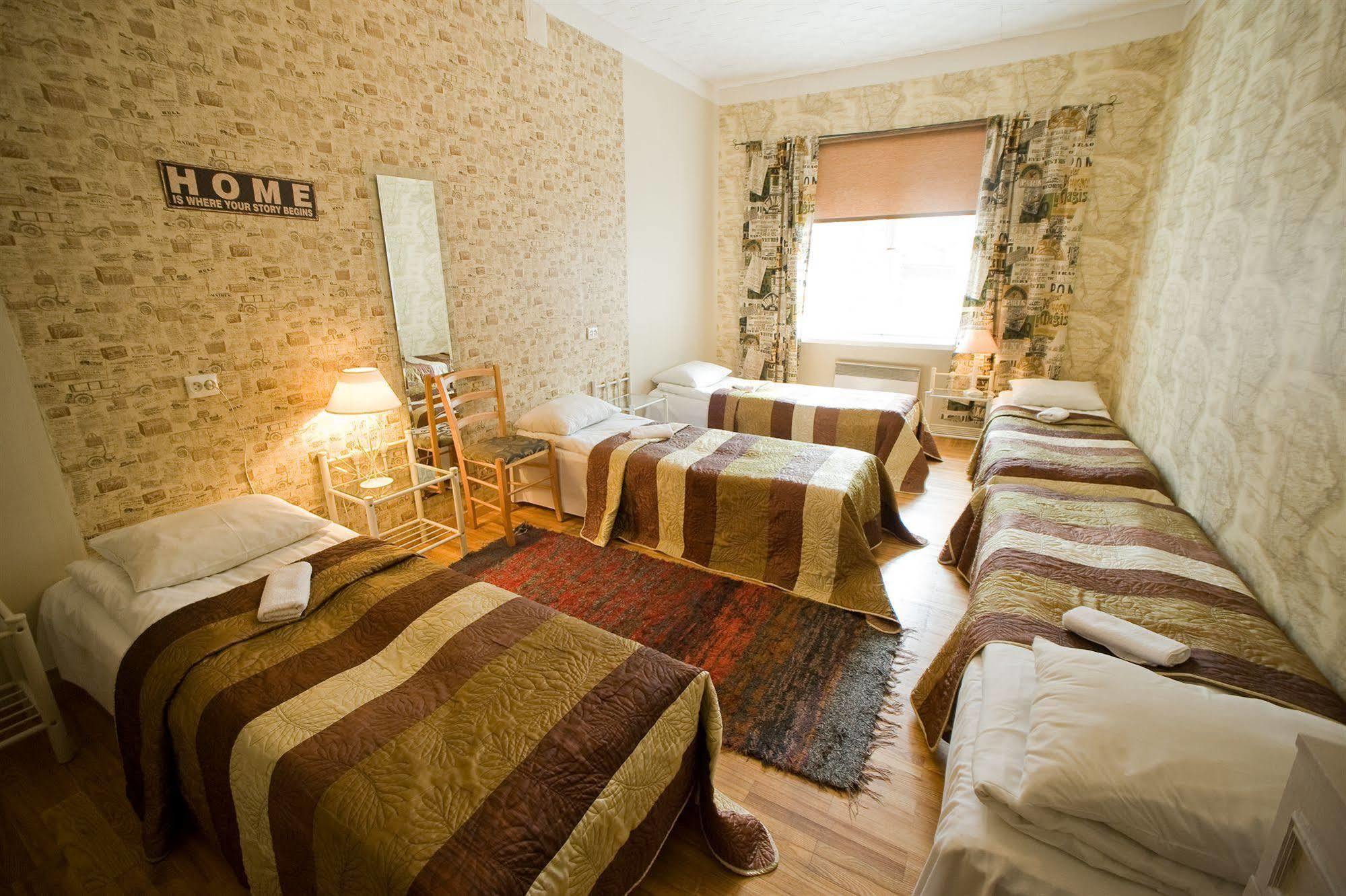 Oldhouse Hostel Talin Exterior foto
